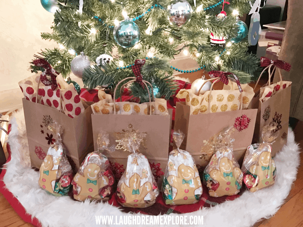Picture of gift bags for cookie exchange winners