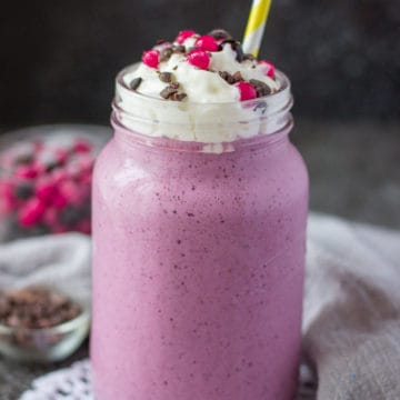 Mixed Berry Smoothie by Natalie's Health